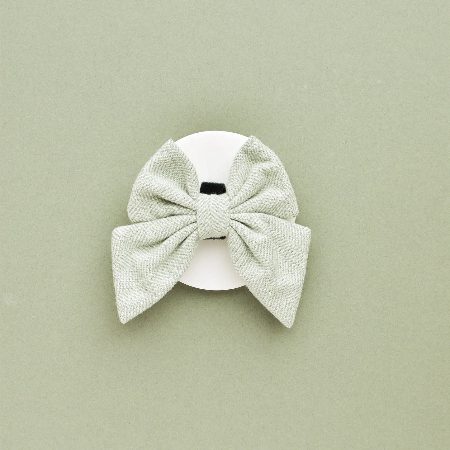 Sage Tweed Sailor Bow Tie